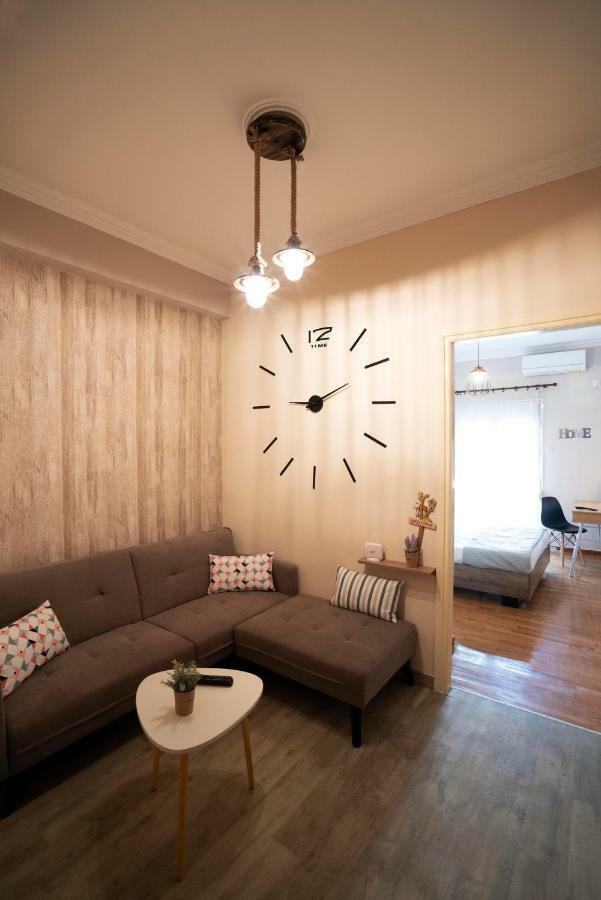 Cozy Apt Next To Metro And Close To Acropolis! Athens Exterior photo